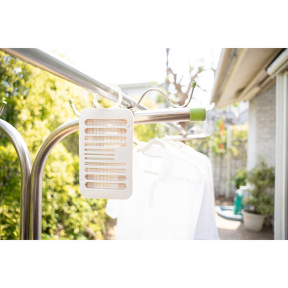 マモルーム 蚊に効く吊るだけプレート 蚊除け 吊り下げ 9ヵ月用 屋外 ベランダ 玄関 侵入忌避 蚊よけ 虫対策 防虫